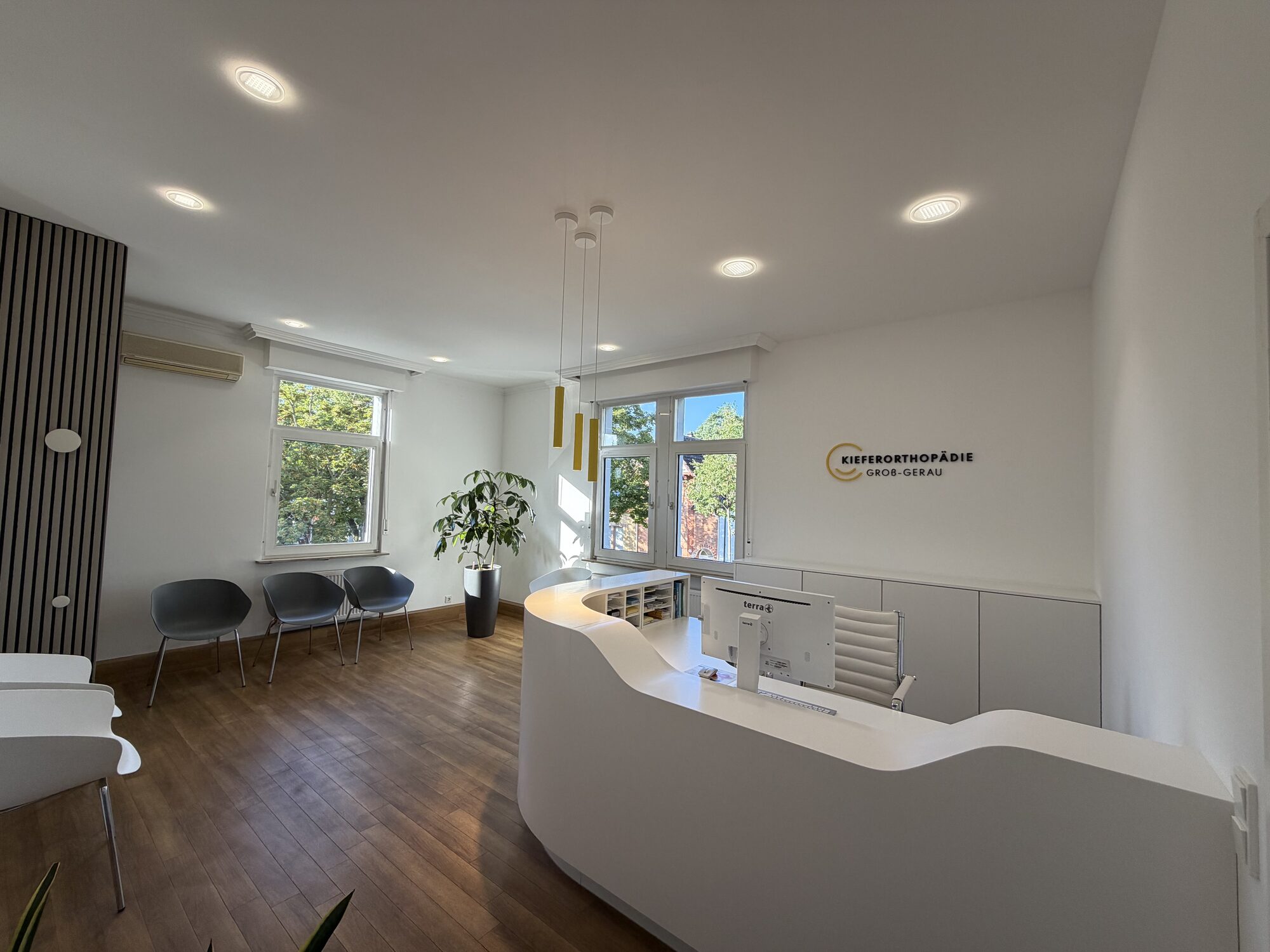 Empfang der Kieferorthopädie Groß-Gerau